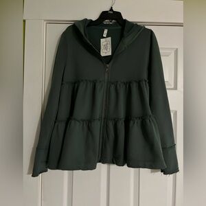 NWT Wishlist Tiered Hooded Sweatshirt Juniors” Size S/M